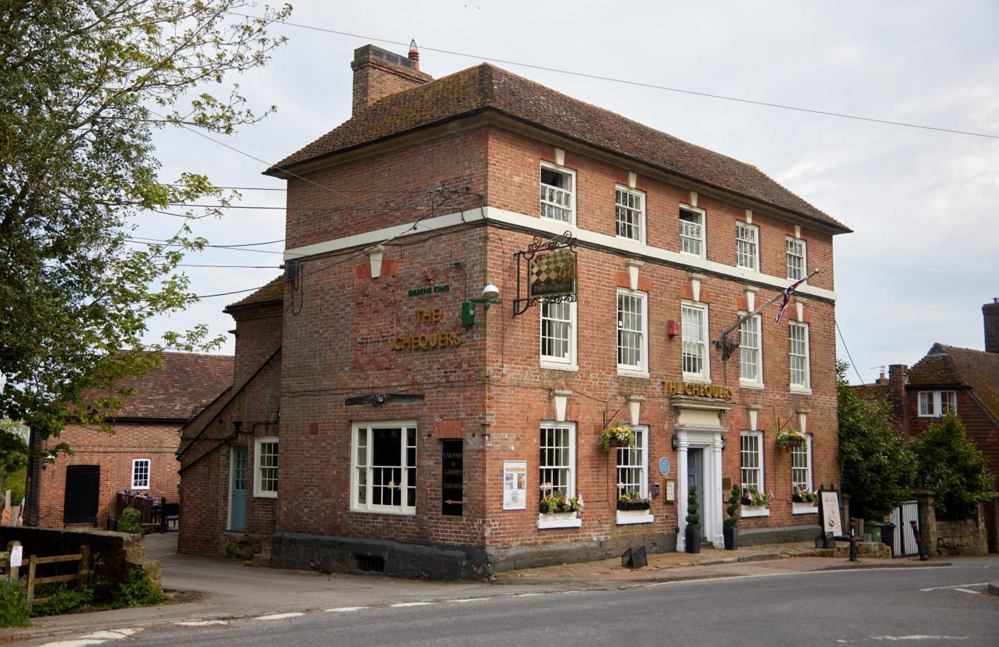 Chequers Inn By Greene King Inns Maresfield Exterior photo