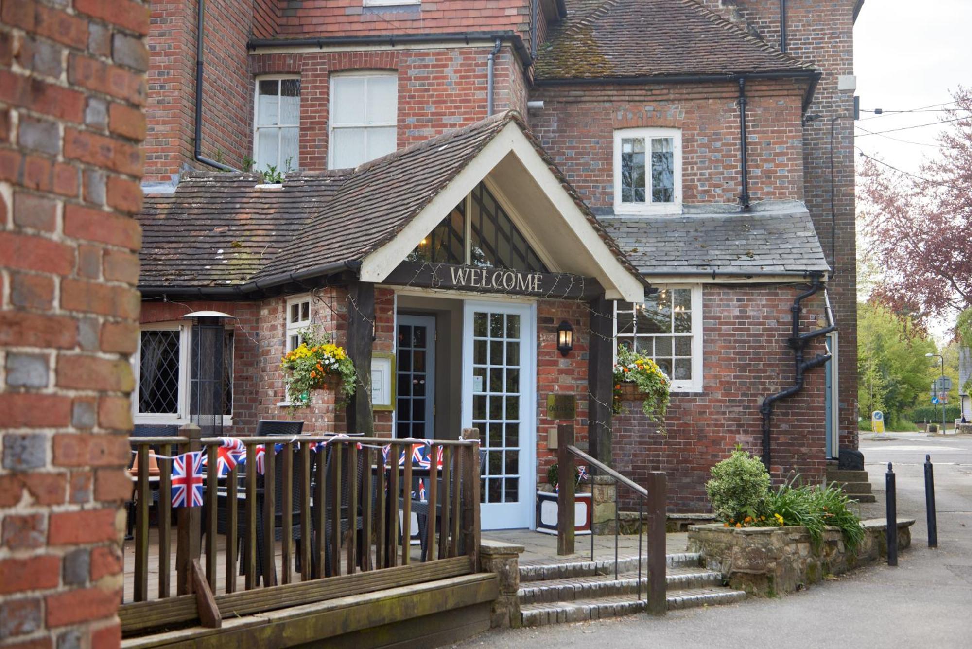 Chequers Inn By Greene King Inns Maresfield Exterior photo