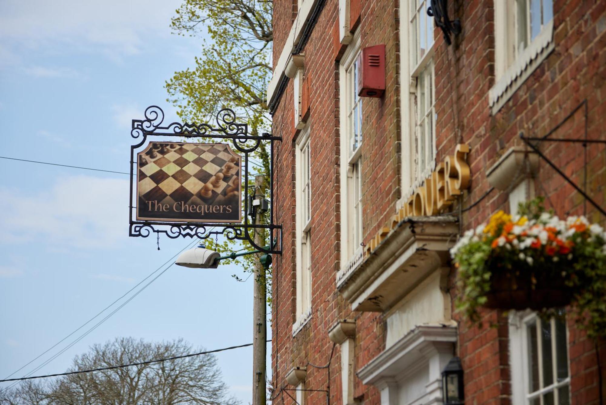 Chequers Inn By Greene King Inns Maresfield Exterior photo
