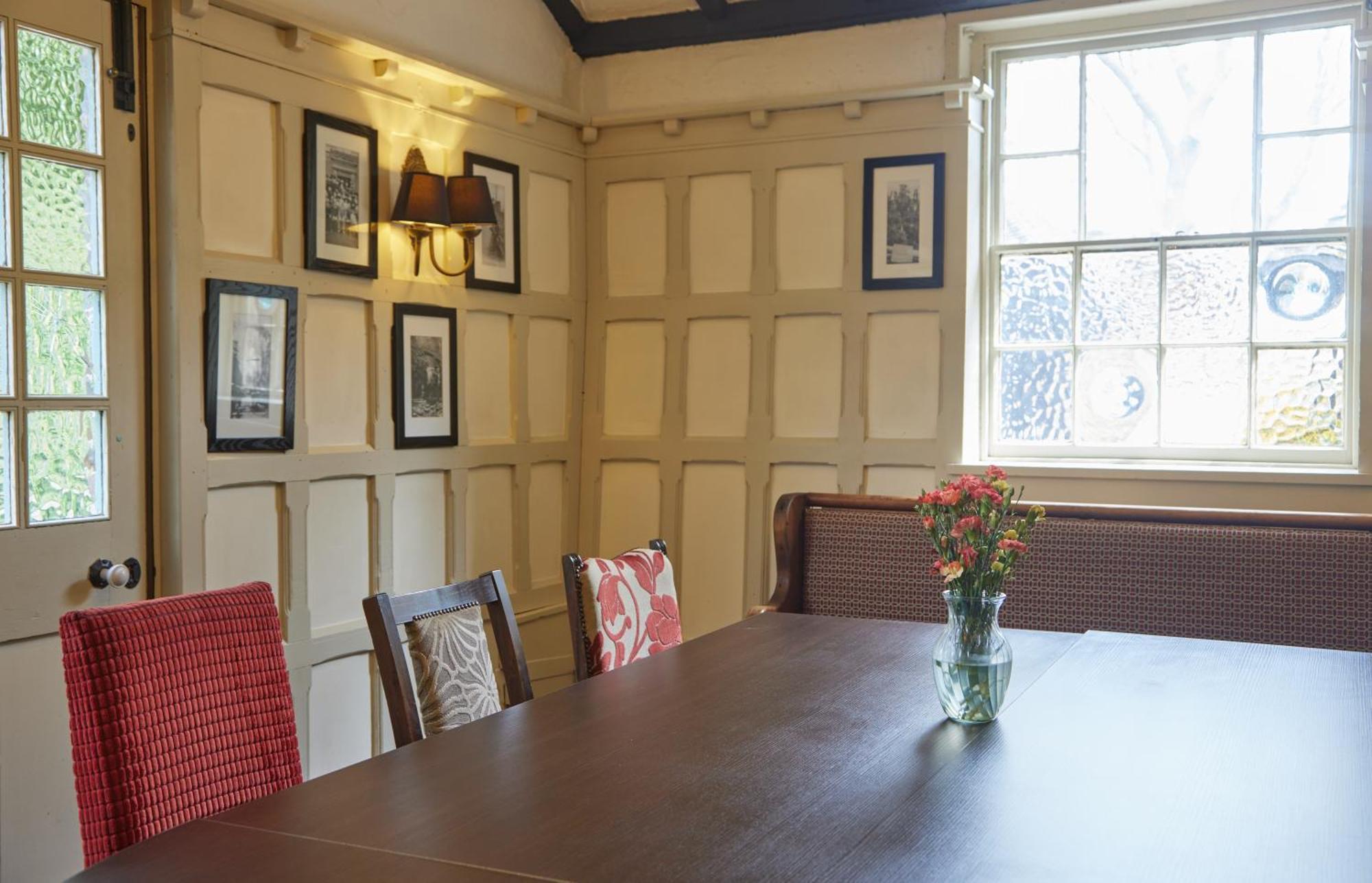 Chequers Inn By Greene King Inns Maresfield Exterior photo